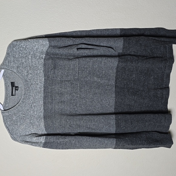 commerce Other - Commerce  gradient crewneck sweater size L NWT.